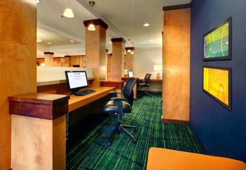 Fairfield By Marriott At Lakewood Ranch - Sarasota The Meadows Exterior photo