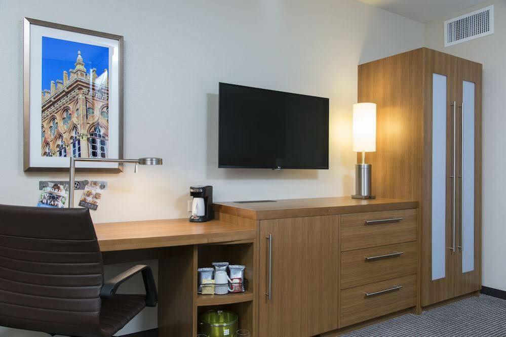 Fairfield By Marriott At Lakewood Ranch - Sarasota The Meadows Exterior photo
