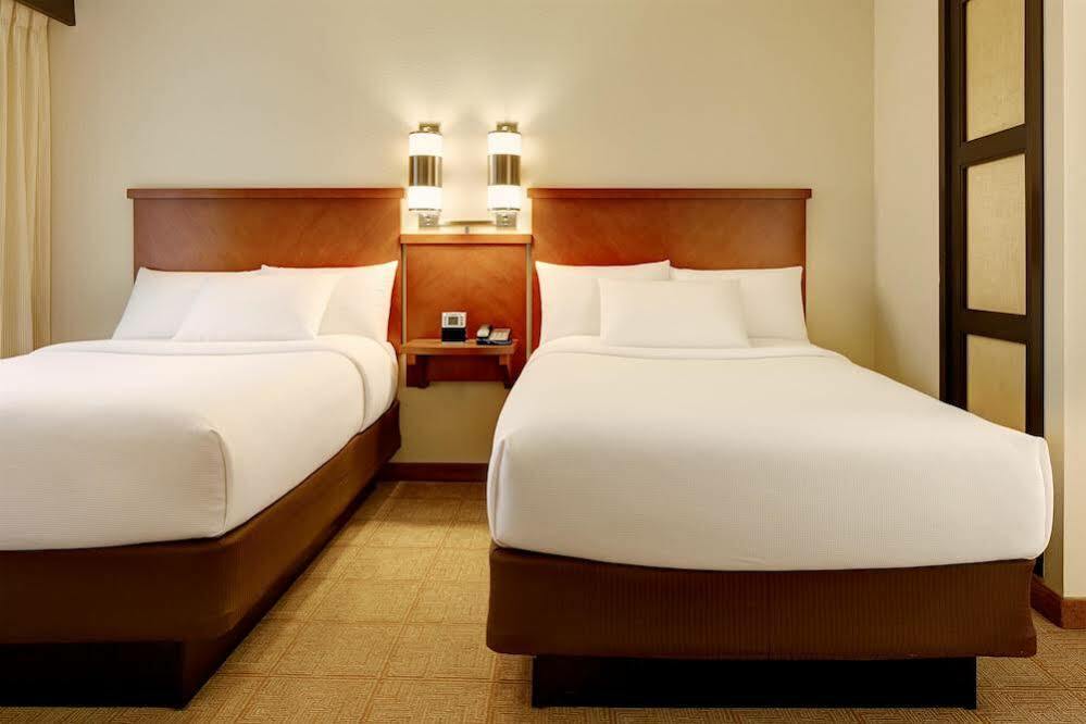 Fairfield By Marriott At Lakewood Ranch - Sarasota The Meadows Exterior photo